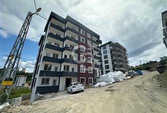 CB BARLAS GÜRLER'DEN PAMUKLU BULV.'DA 5 AYA TESLİM SATILIK 1+1