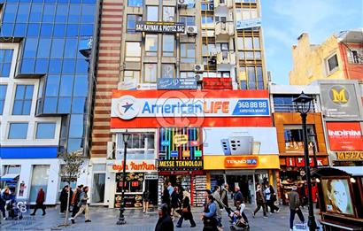 Karşıyaka Çarşı Girişinde,Yüksek Tabela Değerli, Satılık Ofisler