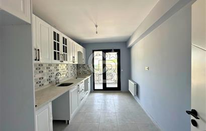 Çanakkale Lapseki Yeni ve Nezih Binada Geniş Balkonlu 3+1 Daire