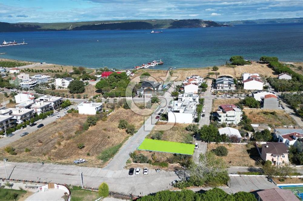 ÇANAKKALE KEPEZ SAHİLDE ÇİFT YOLA CEPHELİ 303 M² SATILIK ARSA