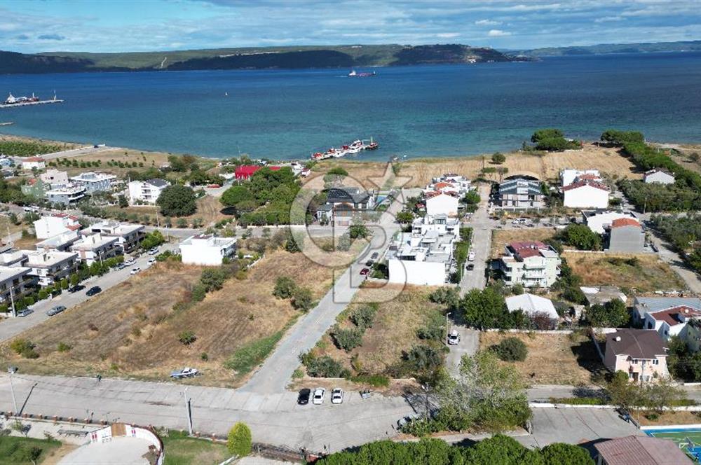 ÇANAKKALE KEPEZ SAHİLDE ÇİFT YOLA CEPHELİ 303 M² SATILIK ARSA