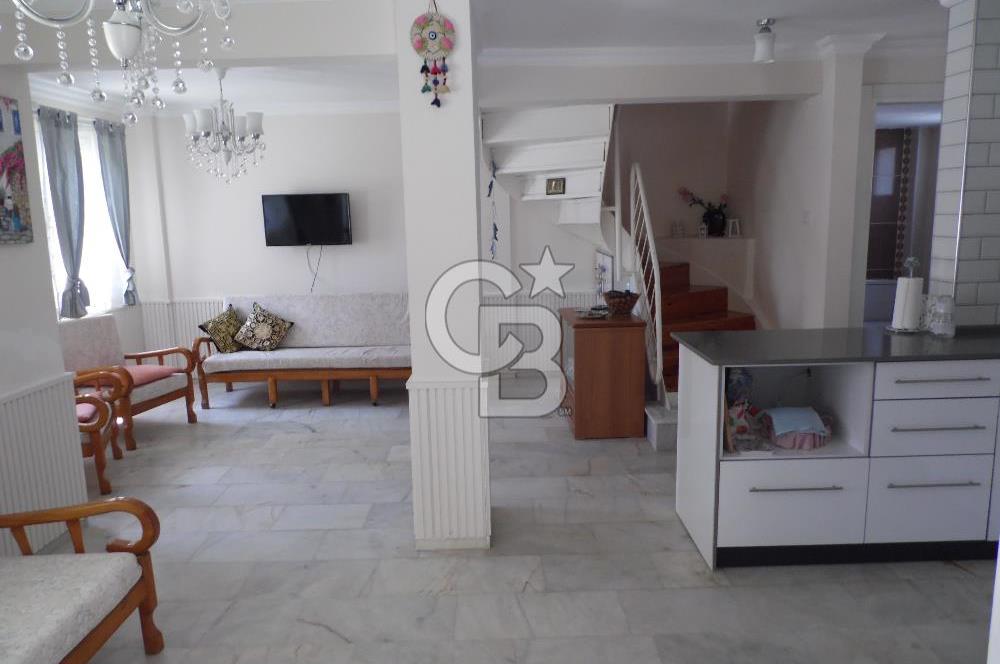 URLA İLTUR SİTESİN'DE 3+1 FIRSAT VİLLA