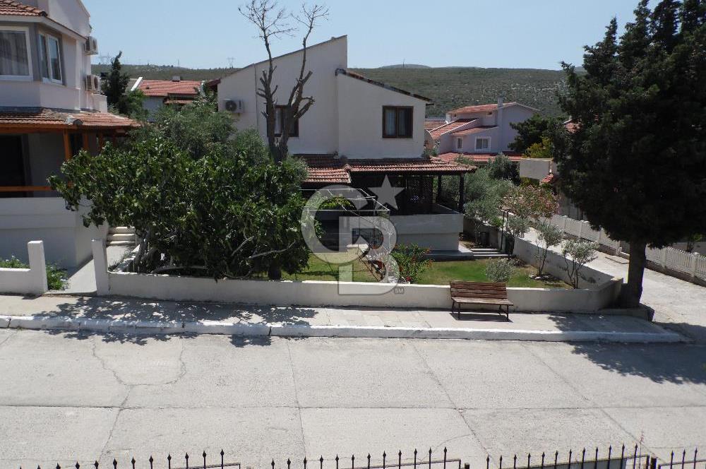 URLA İLTUR SİTESİN'DE 3+1 FIRSAT VİLLA
