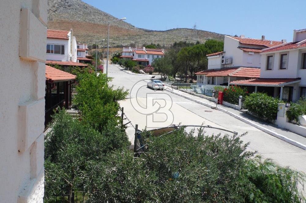 URLA İLTUR SİTESİN'DE 3+1 FIRSAT VİLLA