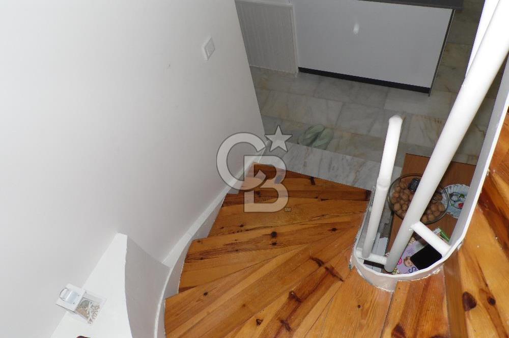 URLA İLTUR SİTESİN'DE 3+1 FIRSAT VİLLA
