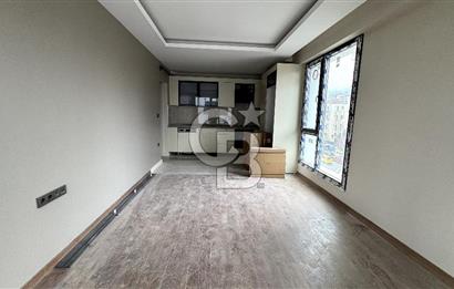 YAKACIK SWIFT165 PROJESİNDE KİRALIK 1+1 DAİRE