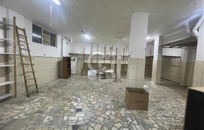 Kısıklı' da, Mağaza, Depo benzeri işlere uygun 120 m2 Dükkan