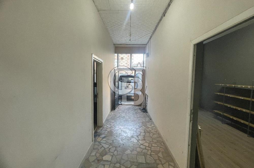 Kısıklı' da, Mağaza, Depo benzeri işlere uygun 120 m2 Dükkan