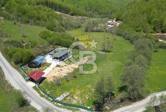 BURSA İZNİK KUTLUCA'DA 6.300M2 ARSADA SATILIK HAVUZLU KÖY EVİ
