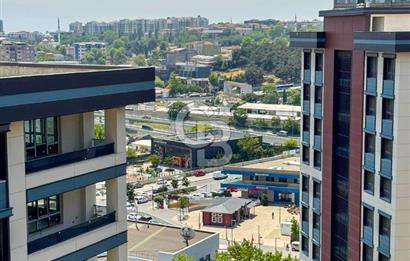 Zeytinburnu Flores Konaklarında 3,5+1  Satılık Daire