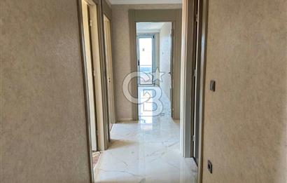 Zeytinburnu Flores Konaklarında 3,5+1  Satılık Daire