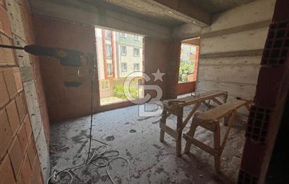 ÇANAKKALE BARBAROS MAHALLESİNDE CADDE ÜZERİ 2+1 SATILIK DAİRE