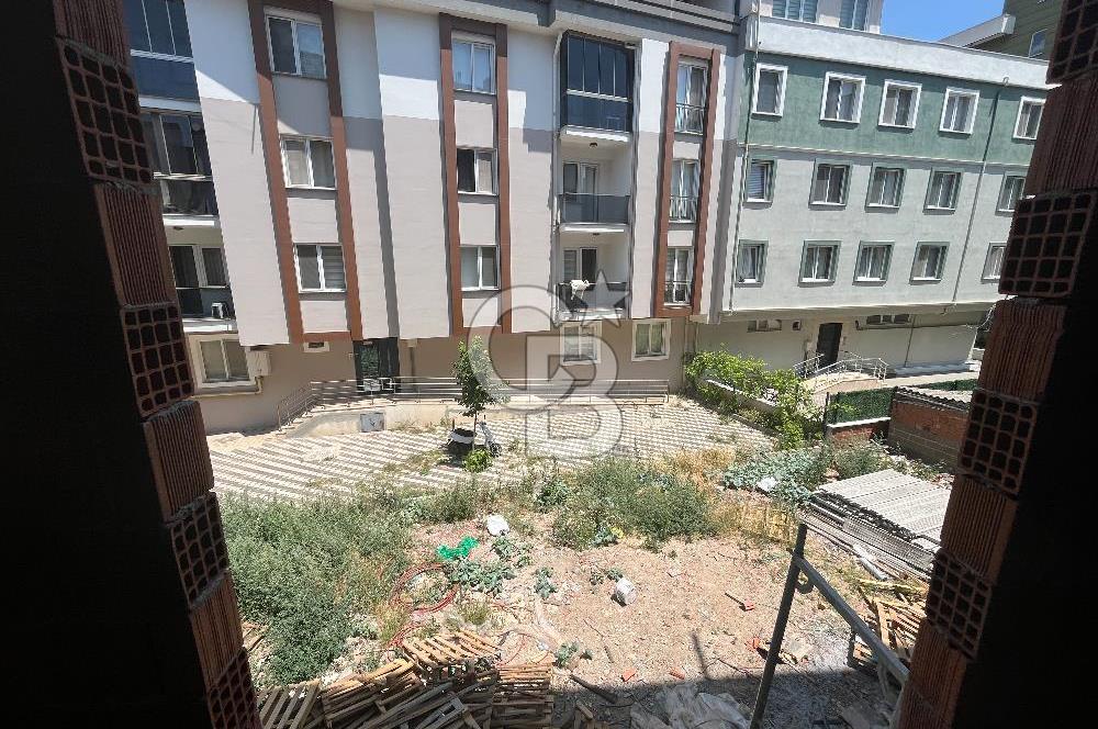 ÇANAKKALE BARBAROS MAHALLESİNDE CADDE ÜZERİ 2+1 SATILIK DAİRE
