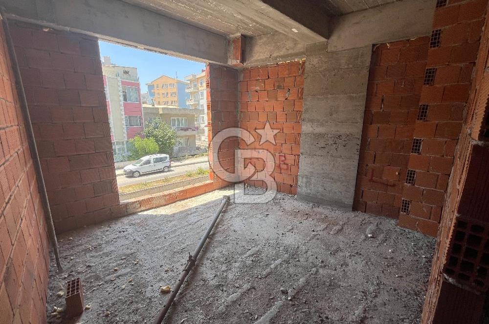 ÇANAKKALE BARBAROS MAHALLESİNDE CADDE ÜZERİ 2+1 SATILIK DAİRE