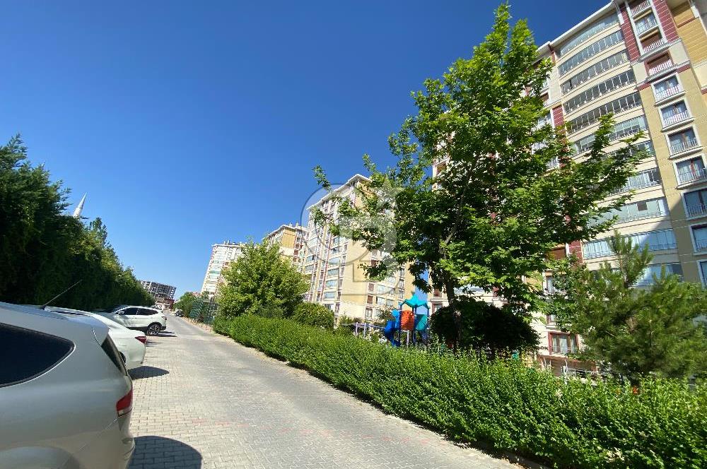 CB DİNAMİK’TEN BAHÇEŞEHİR GOLD’DAN 3+1 ARAKAT LÜX DAİRE