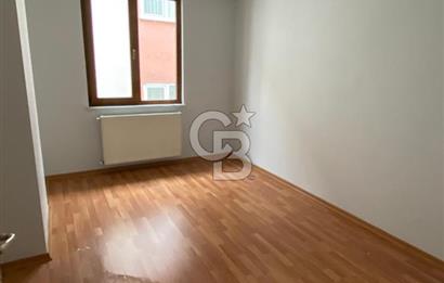 FINDIKLI MAHALLESİNDE ÇOK FERAH 2+1 KİRALIK DAİRE!