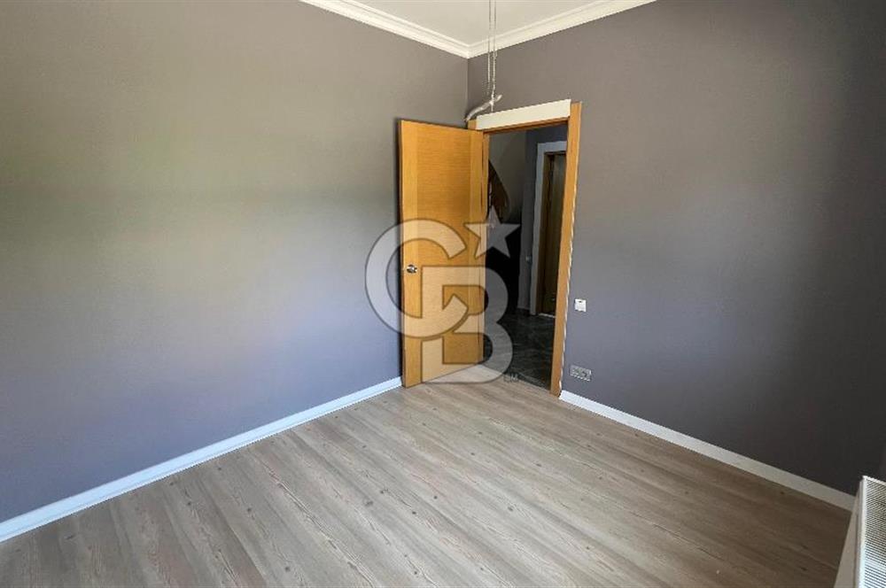 Çiğli Sasalı Gold Park Evleri'nde Satılık 4+1 Villa