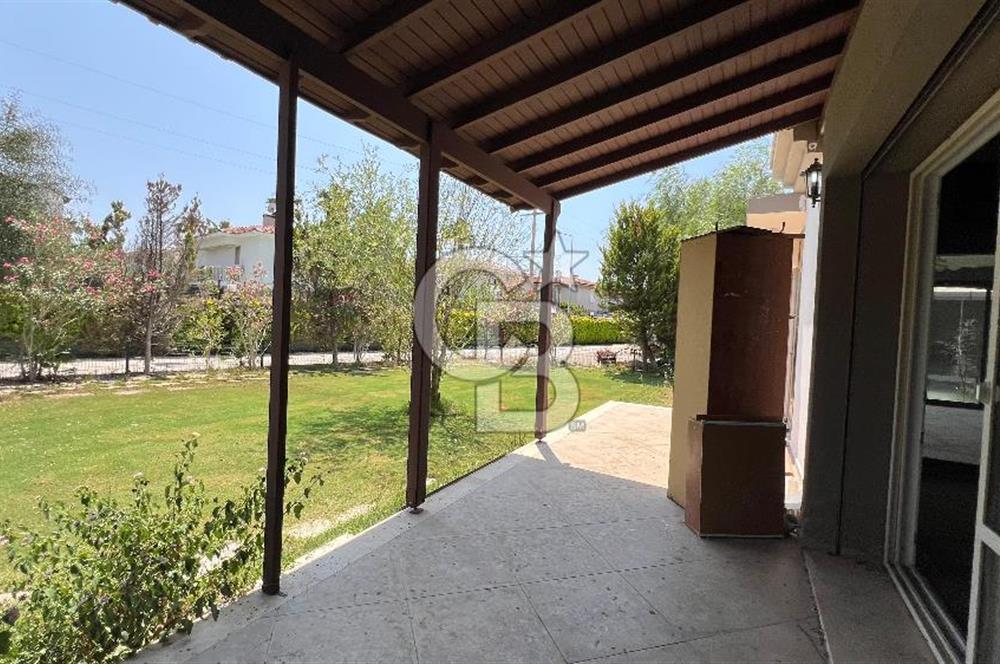 Çiğli Sasalı Gold Park Evleri'nde Satılık 4+1 Villa