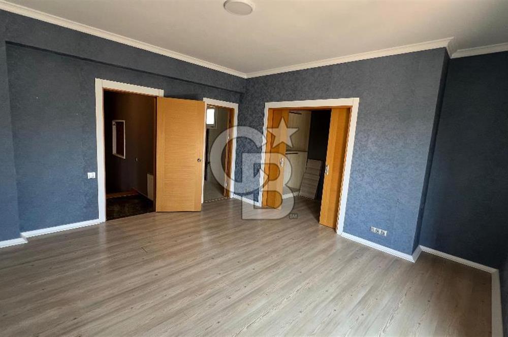 Çiğli Sasalı Gold Park Evleri'nde Satılık 4+1 Villa