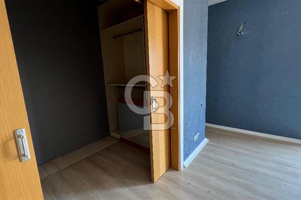 Çiğli Sasalı Gold Park Evleri'nde Satılık 4+1 Villa