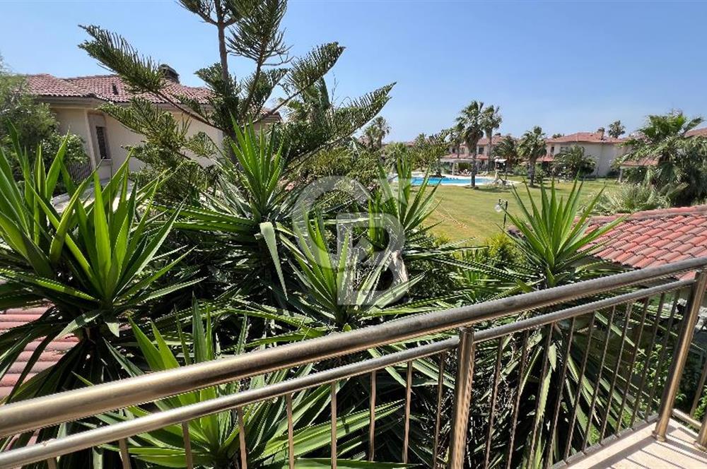 Çiğli Sasalı Gold Park Evleri'nde Satılık 4+1 Villa