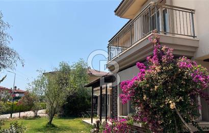 Çiğli Sasalı Gold Park Evleri'nde Satılık 4+1 Villa