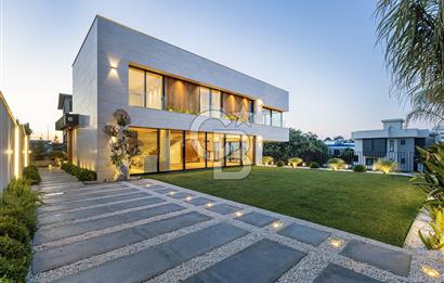 TEOK'tan Güzelbahçe Kolejler Bölgesinde Satılık Çok Özel Villa
