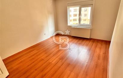 ATAŞEHİR' de KİRALIK BAKIMLI, BALKONLU (3+1) DAİRE