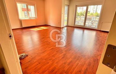 ATAŞEHİR' de KİRALIK BAKIMLI, BALKONLU (3+1) DAİRE