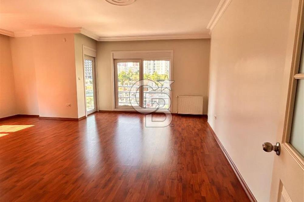 ATAŞEHİR' de KİRALIK BAKIMLI, BALKONLU (3+1) DAİRE