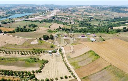 CB AKADEMİ KOCAKAYMAZ SATILIK KADASTRO YOL CEPHE 1384 m2 TARLA