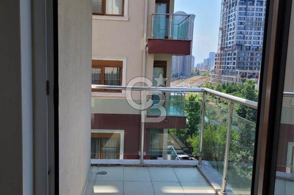 ATAŞEHİR' de KİRALIK BAKIMLI, BALKONLU (3+1) DAİRE
