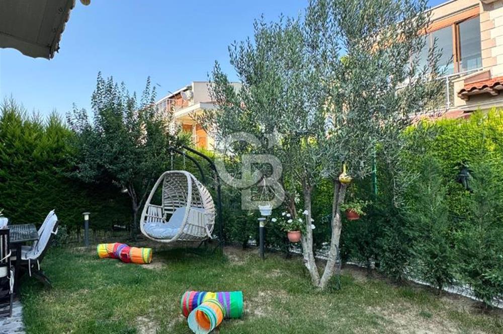 ÇİĞLİ SASALI'DA TRİPLEKS VİLLA