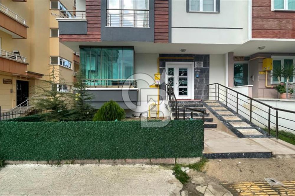 ÖMÜREVLERİ TRAMVAY DURAĞINA 2 DK. MESAFEDE KİRALIK 1+1 DAİRE
