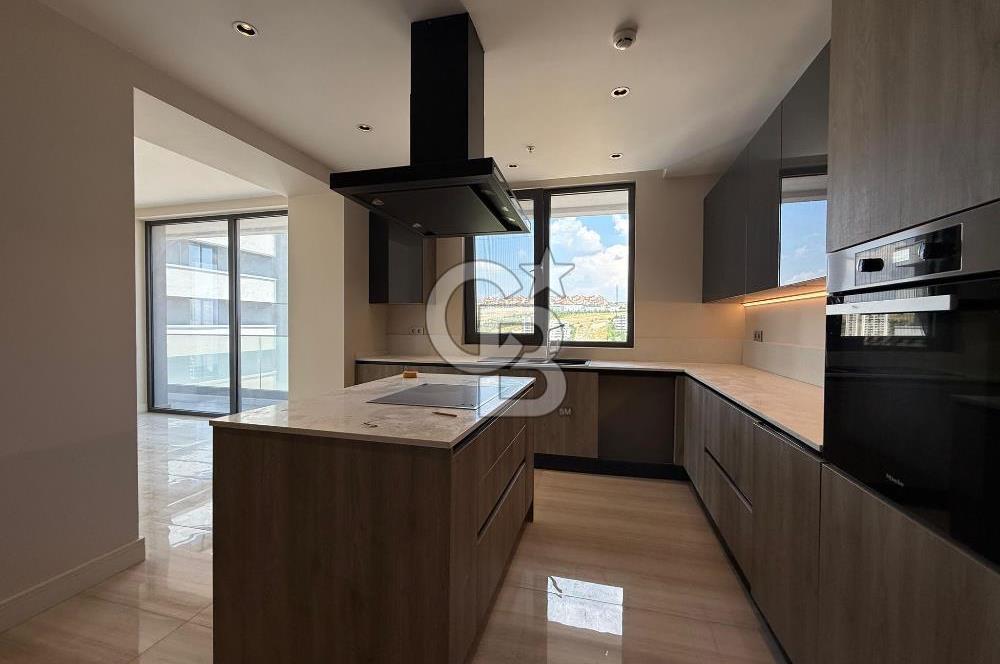 ÇAYYOLU 'NUN EN PRESTİJLİ SİTESİ SANTRA 'DA 4+1 SATILIK DAİRE