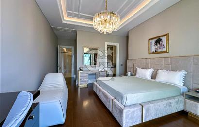 Göl İstanbul' da 6+1 Göl ve Deniz Manzaralı Satılık Villa