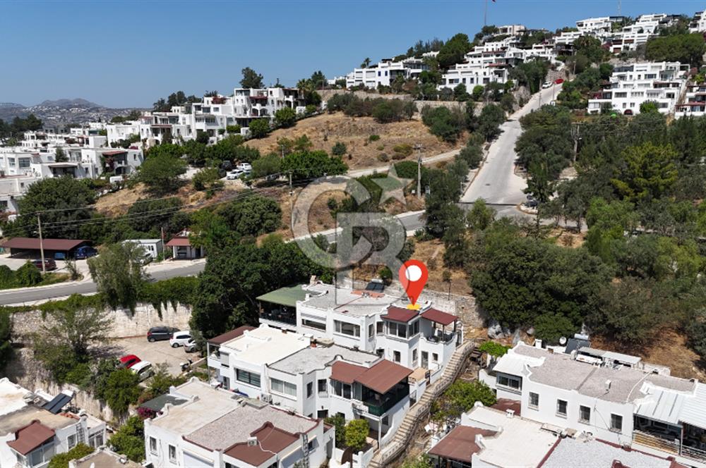 BODRUM CUMHURİYET MAHALLESİ SATILIK 3+1 OASİS ÜZERİ MÜSTAKİL EV