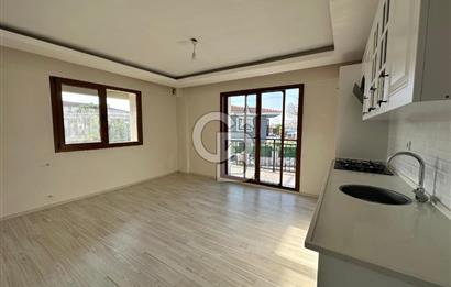 Foça Yenibağarası'nda Kiralık 2+1 Bahçe Katı Daire