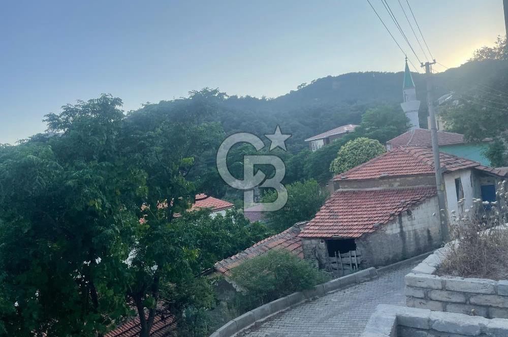 KARŞIYAKA YAMANLAR KÖY EVİ-KISMEN EŞYALI-UYGUN FİYAT