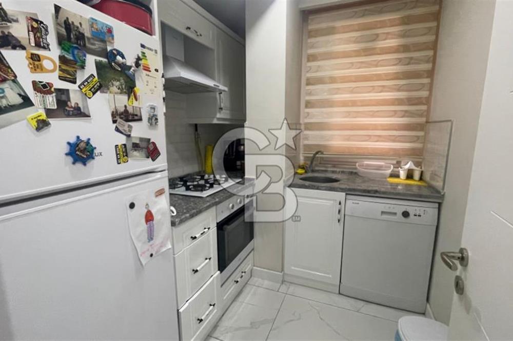 ÖMÜREVLERİ TRAMVAY DURAĞINA 2 DK. MESAFEDE KİRALIK 1+1 DAİRE