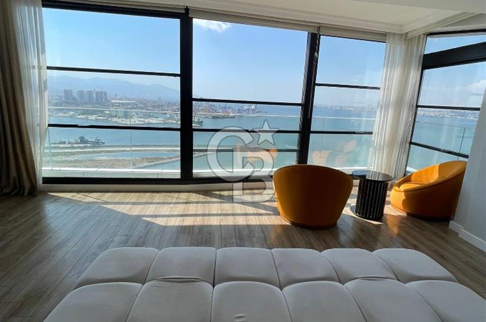 İzka Port’ta 4+1 Deniz Manzaralı 300m2 Satılık Daire