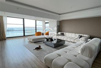 İzka Port’ta 4+1 Deniz Manzaralı 300m2 Satılık Daire