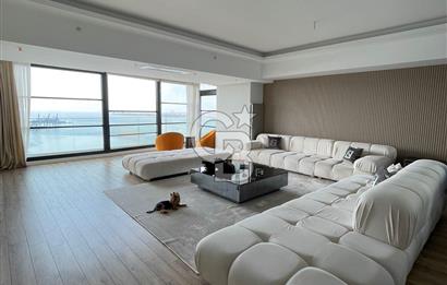 İzka Port’ta 4+1 Deniz Manzaralı 300m2 Satılık Daire