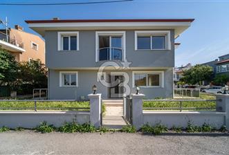 İZMİR URLA SATILIK 4+1 GENİŞ VİLLA 
