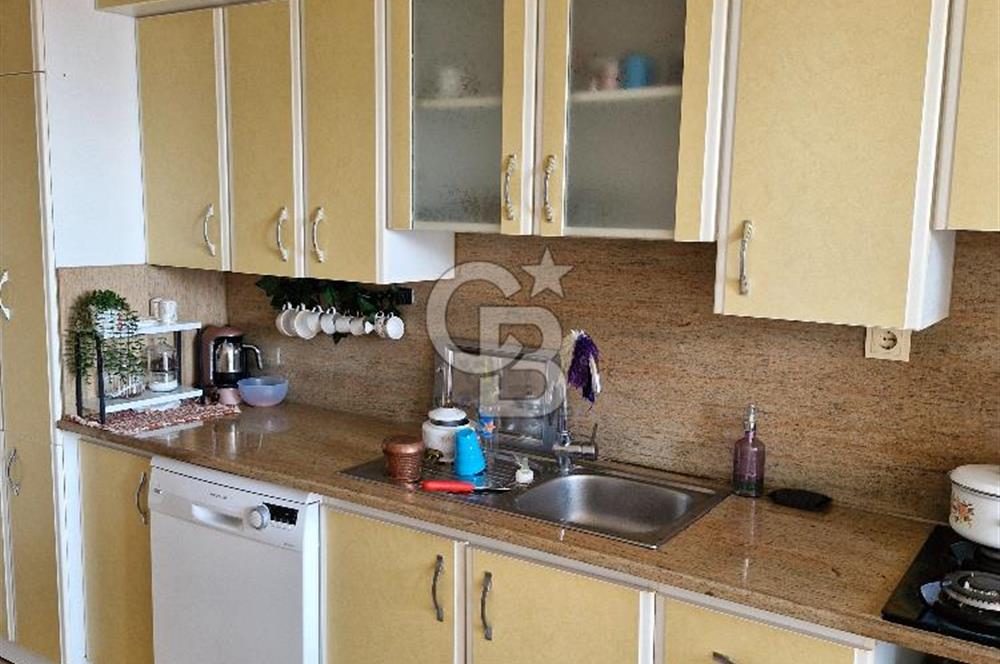 ÇORLU MUHİTTİNDE SATILIK 3+1  , 160 M2  GENİŞ FERAH EV