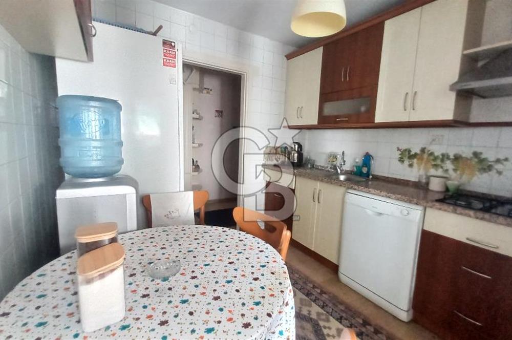 Bölge Metroya Yürüme Mesafesinde Satılık 3+1 Arakat Daire