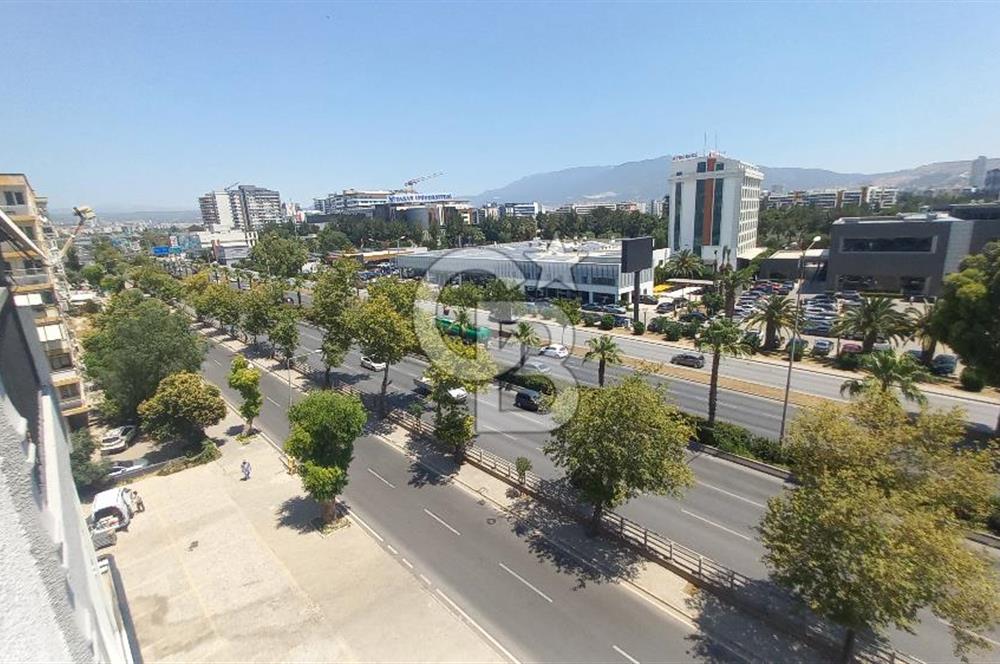 Bölge Metroya Yürüme Mesafesinde Satılık 3+1 Arakat Daire