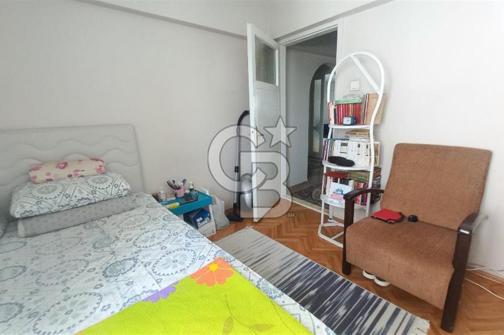 Bölge Metroya Yürüme Mesafesinde Satılık 3+1 Arakat Daire