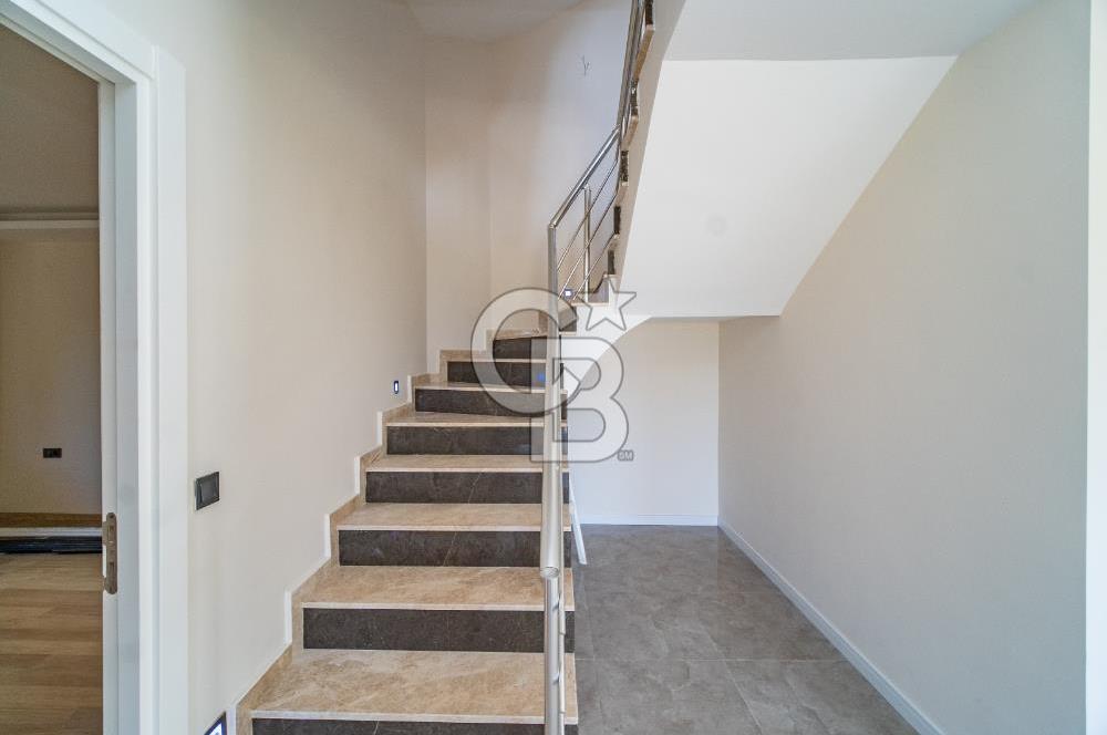 İZMİR URLA SATILIK 4+1 GENİŞ VİLLA 