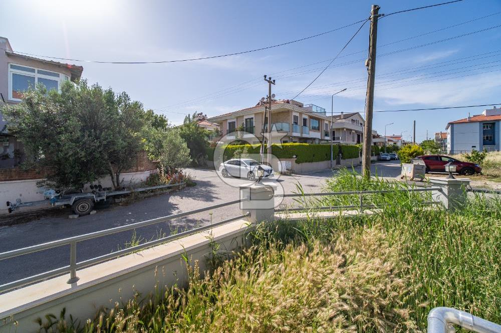 İZMİR URLA SATILIK 4+1 GENİŞ VİLLA 